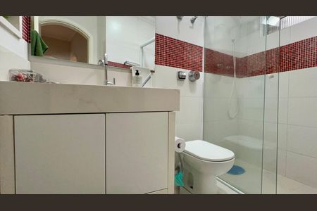 Apartamento à venda com 65m², 2 quartos e 1 vaga Apartamento à venda com 65m², 2 quartos e 1 vagaBanheiro