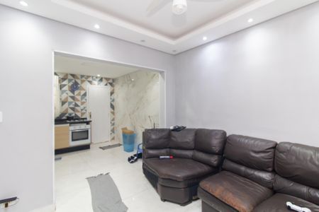 Casa de condomínio para alugar com 83m², 3 quartos e 2 vagasSala