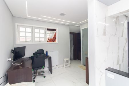 Casa de condomínio para alugar com 83m², 3 quartos e 2 vagasSuíte