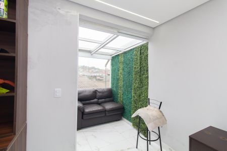 Casa de condomínio para alugar com 83m², 3 quartos e 2 vagasSuíte