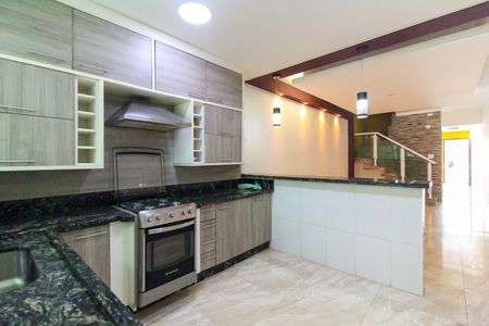 Casa para alugar com 200m², 3 quartos e 2 vagasCopa e Cozinha
