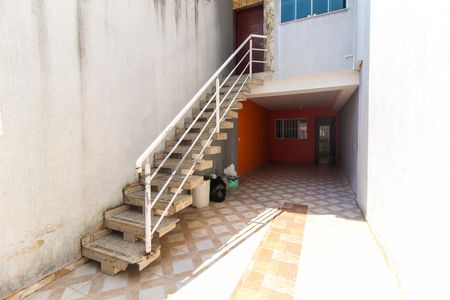 Casa para alugar com 200m², 3 quartos e 2 vagasQuintal e Garagem