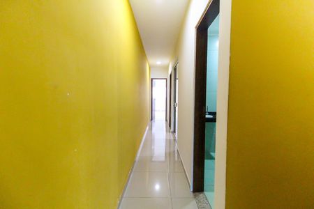 Casa para alugar com 200m², 3 quartos e 2 vagasCorredor