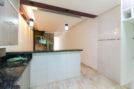 Casa para alugar com 200m², 3 quartos e 2 vagasCopa e Cozinha