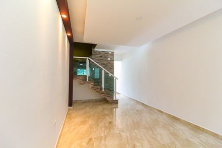 Casa para alugar com 200m², 3 quartos e 2 vagasCopa e Cozinha