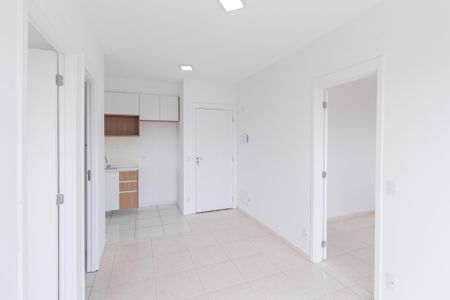 Sala de apartamento para alugar com 2 quartos, 42m² em Cidade Ariston Estela Azevedo, Carapicuíba