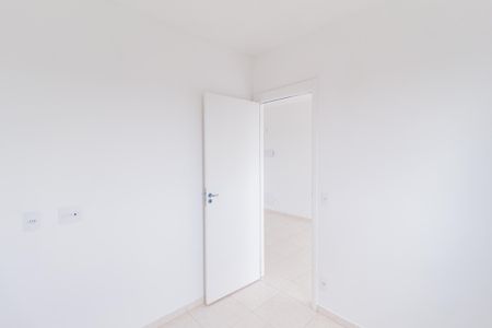 Quarto de apartamento para alugar com 2 quartos, 42m² em Cidade Ariston Estela Azevedo, Carapicuíba