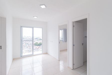 Sala de apartamento para alugar com 2 quartos, 42m² em Cidade Ariston Estela Azevedo, Carapicuíba