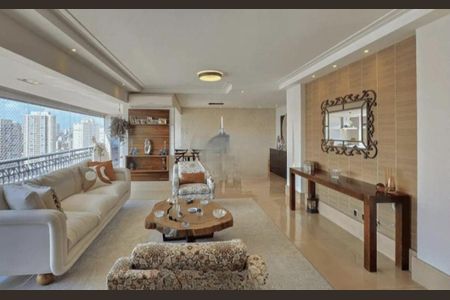 Apartamento à venda com 3 quartos, 172m² em Vila Romana, São Paulo