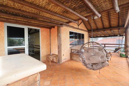 Casa para alugar com 490m², 4 quartos e 4 vagasSacada