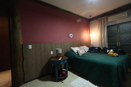 Casa para alugar com 490m², 4 quartos e 4 vagasSuíte 1