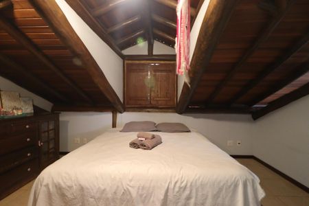 Casa para alugar com 490m², 4 quartos e 4 vagasSuíte 3