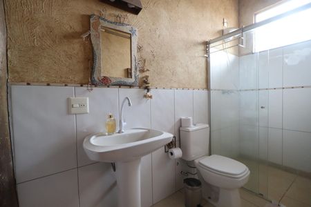 Casa para alugar com 490m², 4 quartos e 4 vagasBanheiro da Suíte 3