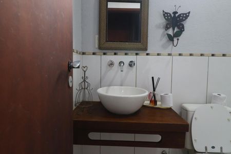 Casa para alugar com 490m², 4 quartos e 4 vagasBanheiro da Suíte 2