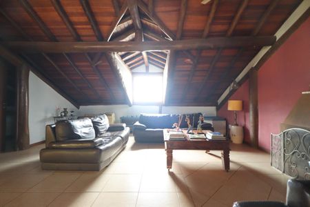 Casa para alugar com 490m², 4 quartos e 4 vagasSala 2