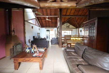 Casa para alugar com 490m², 4 quartos e 4 vagasSala 2