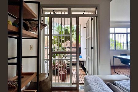 Apartamento à venda com 2 quartos, 80m² em Vila Paris, Belo Horizonte