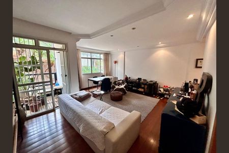 Apartamento à venda com 2 quartos, 80m² em Vila Paris, Belo Horizonte