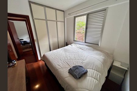 Apartamento à venda com 2 quartos, 80m² em Vila Paris, Belo Horizonte
