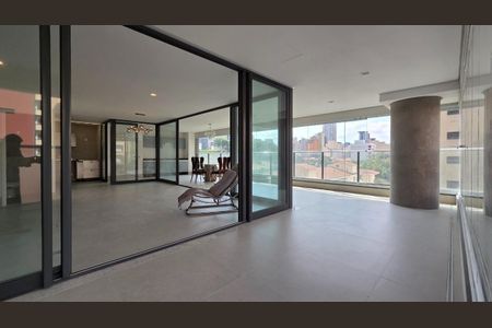 Apartamento à venda com 4 quartos, 230m² em Pinheiros, São Paulo