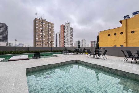 Apartamento para alugar com 38m², 2 quartos e sem vagaÁrea comum - Piscina
