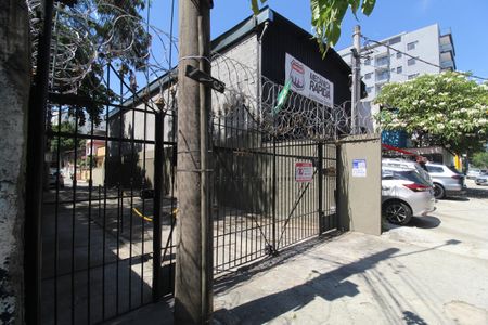 Casa de condomínio para alugar com 100m², 2 quartos e 1 vagaFachada