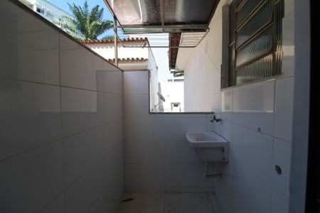 Casa de condomínio para alugar com 100m², 2 quartos e 1 vagaÁrea de serviço