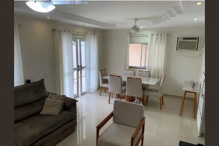 Casa à venda com 4 quartos, 225m² em Jacarepaguá, Rio de Janeiro