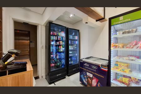 Studio para alugar com 28m², 1 quarto e sem vagaÁrea Comum - Mini Mercado