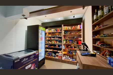 Studio para alugar com 28m², 1 quarto e sem vagaÁrea Comum - Mini Mercado