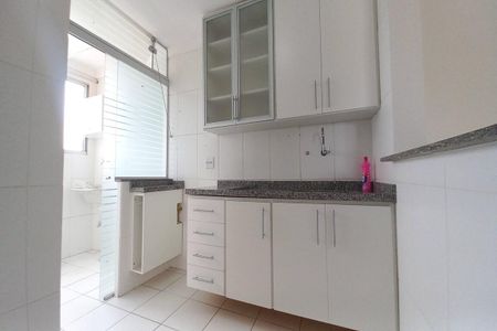 Apartamento à venda com 56m², 2 quartos e 1 vagaCozinha 