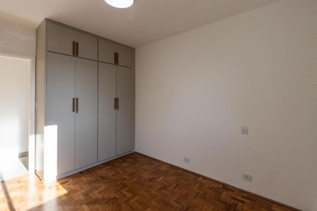 Apartamento à venda com 120m², 3 quartos e 1 vaga Apartamento à venda com 120m², 3 quartos e 1 vagaQuarto 2