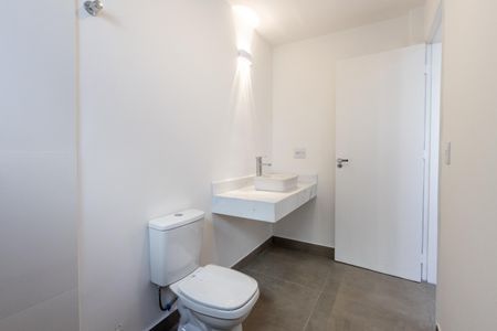 Apartamento à venda com 120m², 3 quartos e 1 vaga Apartamento à venda com 120m², 3 quartos e 1 vagaBanheiro da Suíte
