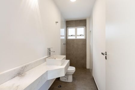 Apartamento à venda com 120m², 3 quartos e 1 vaga Apartamento à venda com 120m², 3 quartos e 1 vagaBanheiro social