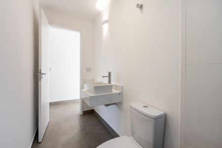 Apartamento à venda com 120m², 3 quartos e 1 vaga Apartamento à venda com 120m², 3 quartos e 1 vagaBanheiro social