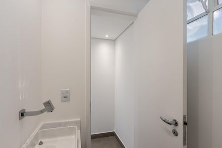Apartamento à venda com 120m², 3 quartos e 1 vaga Apartamento à venda com 120m², 3 quartos e 1 vagaLavabo