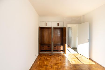 Apartamento à venda com 120m², 3 quartos e 1 vaga Apartamento à venda com 120m², 3 quartos e 1 vagaQuarto 1