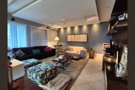 Apartamento à venda com 190m², 4 quartos e 2 vagasSala