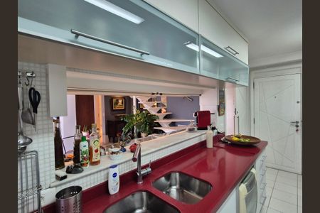 Apartamento à venda com 190m², 4 quartos e 2 vagasCozinha