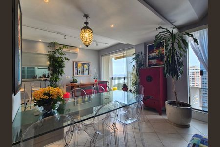 Apartamento à venda com 190m², 4 quartos e 2 vagasSala