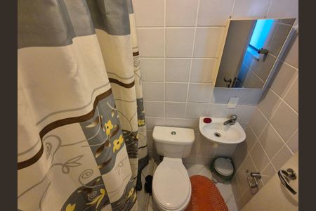 Apartamento à venda com 190m², 4 quartos e 2 vagasBanheiro Serviço