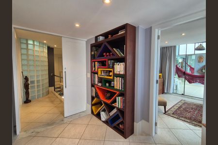 Apartamento à venda com 190m², 4 quartos e 2 vagasQuarto 1