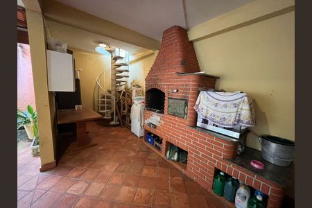 Casa à venda com 3 quartos, 319m² em Vila Dayse, São Bernardo do Campo