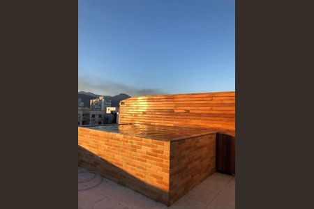 Apartamento à venda com 182m², 3 quartos e 3 vagas