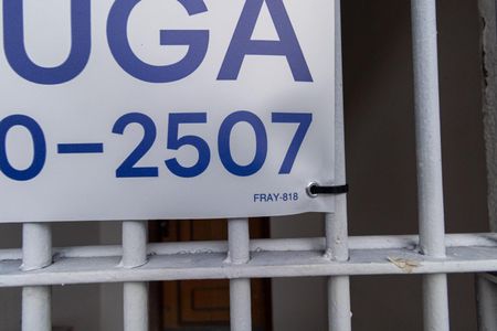 Casa para alugar com 80m², 2 quartos e 1 vagaFRAY-818