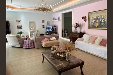 Casa à venda com 4 quartos, 600m² em Barra da Tijuca, Rio de Janeiro