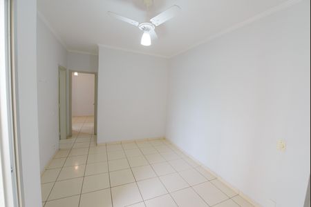 Apartamento para alugar com 68m², 2 quartos e 1 vagaSala