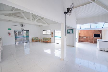 Apartamento para alugar com 68m², 2 quartos e 1 vagaÁrea comum - Salão de festas