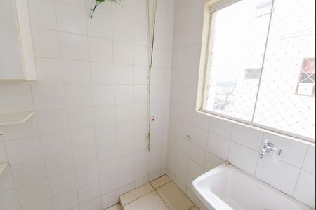 Apartamento para alugar com 68m², 2 quartos e 1 vagaÁrea de Serviço