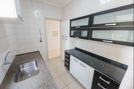 Apartamento para alugar com 68m², 2 quartos e 1 vagaCozinha